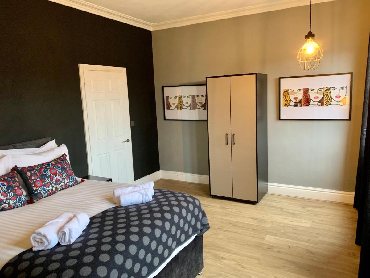 Stamer House By Yourstays, Stylish Quirky House, With 4 Double Bedrooms, Book Now! Stoke-on-Trent Exterior photo